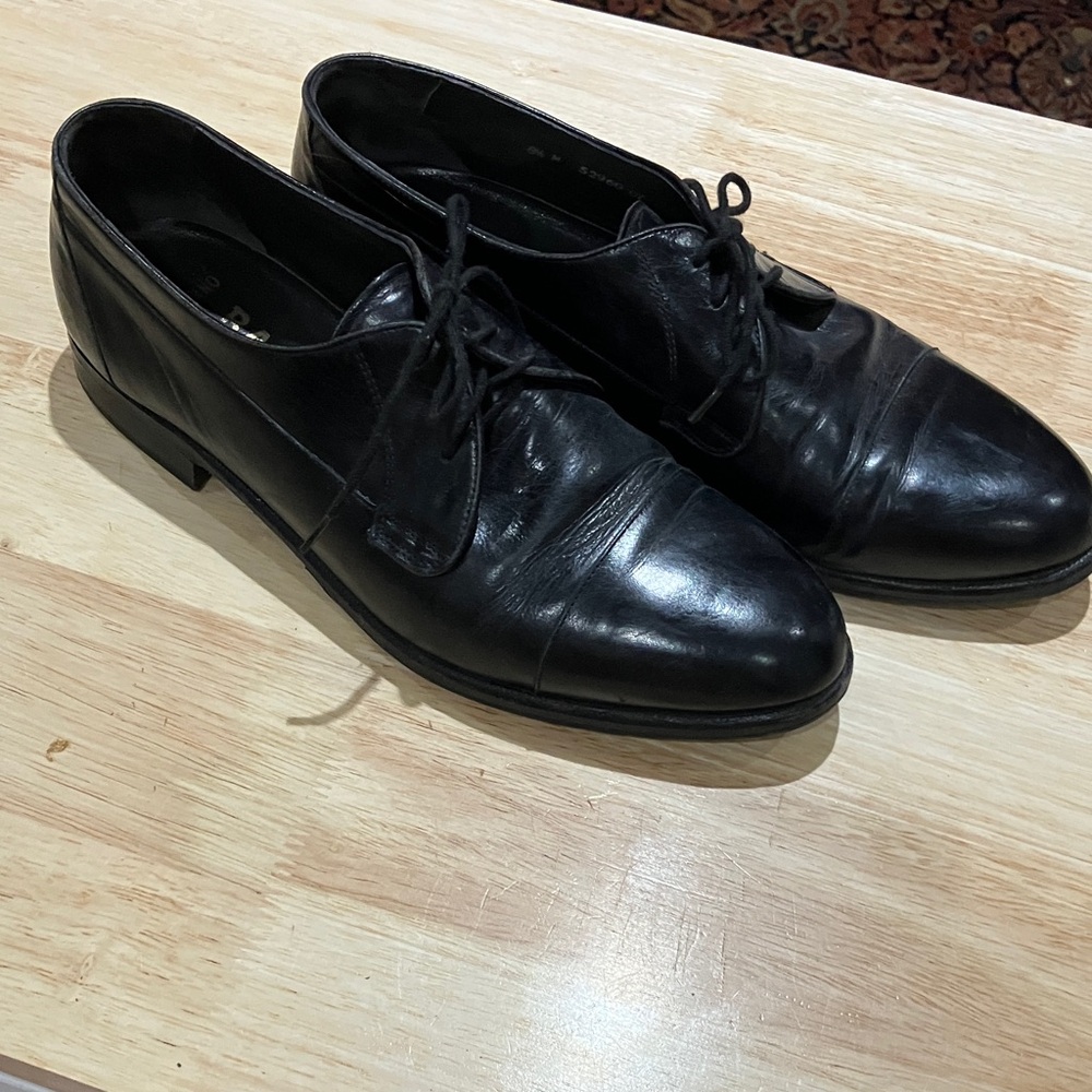 Bally vintage leather lace ups size 8.5